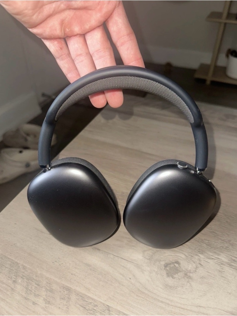 Apple AirPods Max Over-Ear Headphones - Space Gray